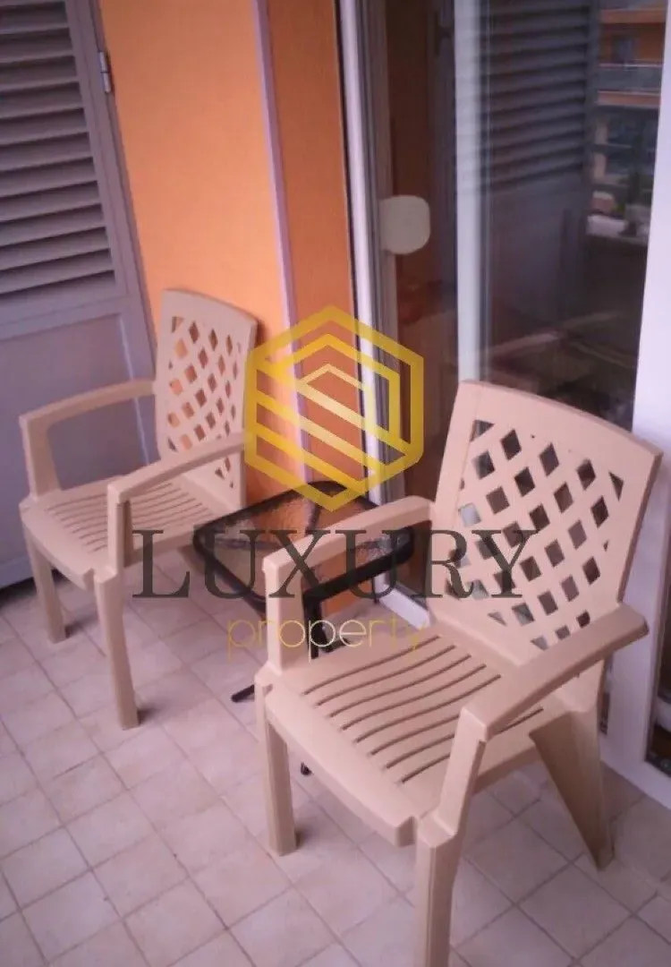 Rent, studio apartment, 31m², City Kvart, Podgorica