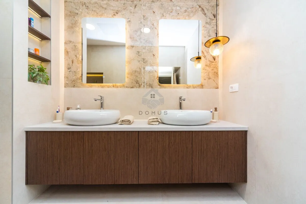 Rent, three bedroom apartment, 145m², Preko Morače, Podgorica