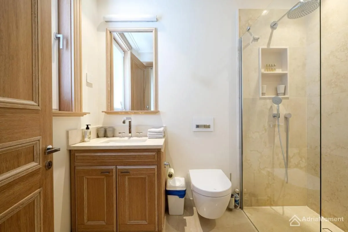 Prodaja, dvosoban stan, 116m², Porto Montenegro, Tivat