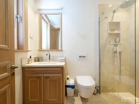 Sale, two bedroom apartment, 116m², Porto Montenegro, Tivat - image 14