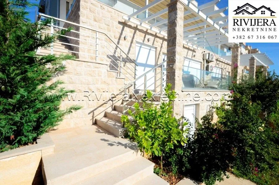 Prodaja, dvosoban stan, 157m², Đenovići, Herceg Novi