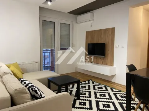 Izdavanje, dvosoban stan, 39m², Centar, Novi Sad - image 4