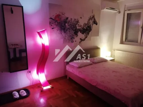 Izdavanje, stan, 27m², Centar, Novi Sad - image 2