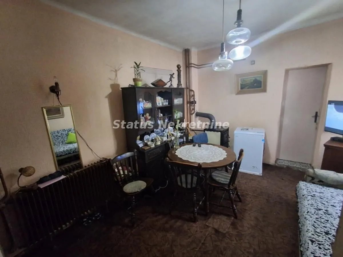 Prodaja, kuća, 114m², Bulevar Oslobodjenja, Novi Sad Sve Podlokacije