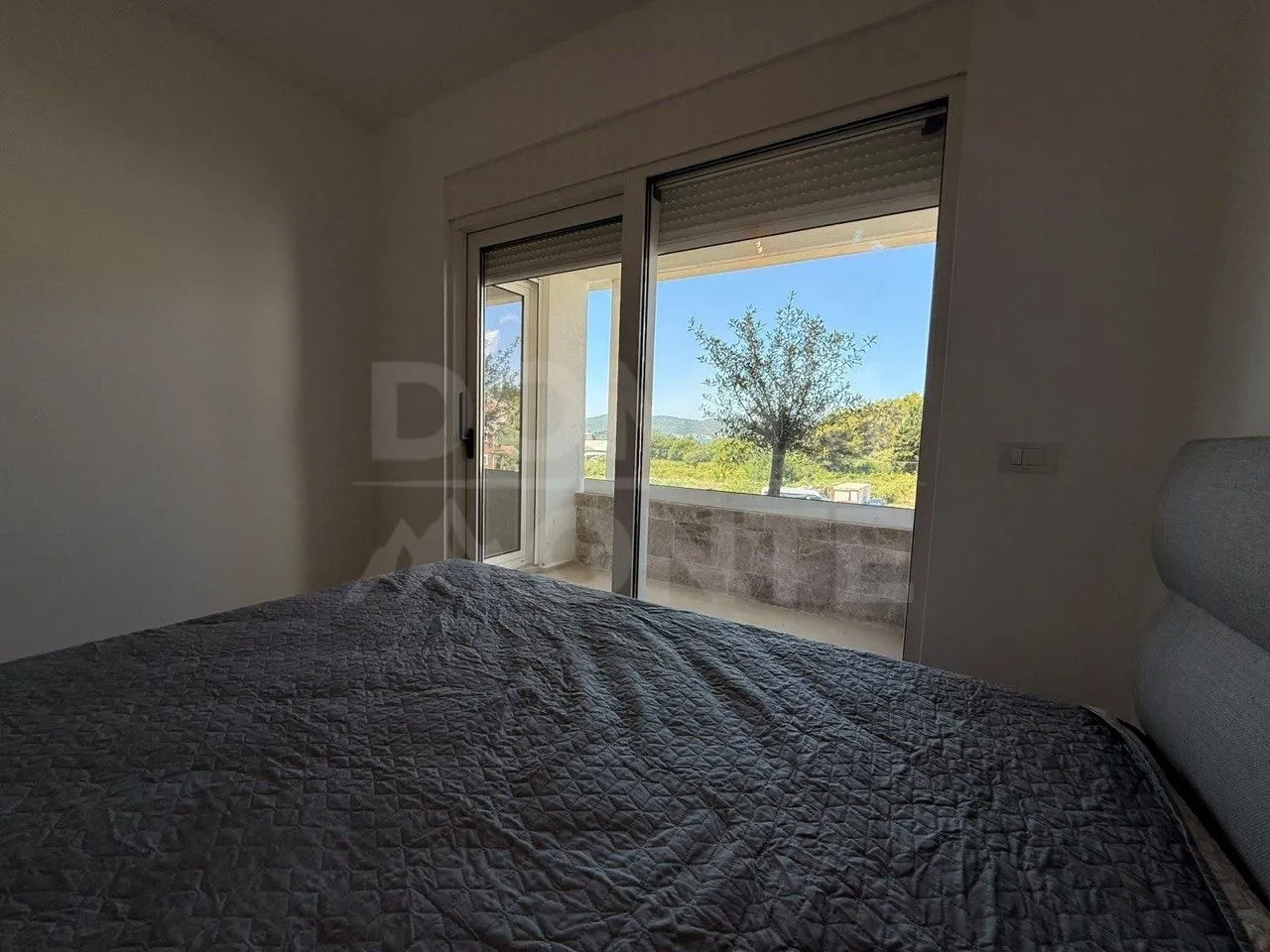 Rent, one bedroom apartment, 40m², Tivat, Crna Gora
