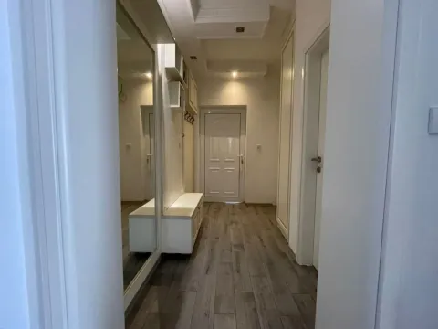 Rent, two bedroom apartment, 100m², Donja Lastva, Tivat - image 9
