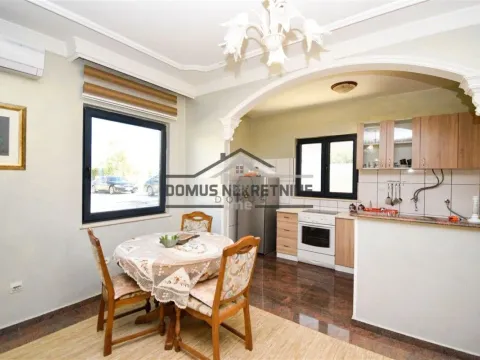 Rent, house, 160m², Donja Gorica, Podgorica - image 19