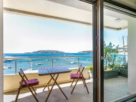 Sale, three bedroom apartment, 150m², Rafailovići, Budva