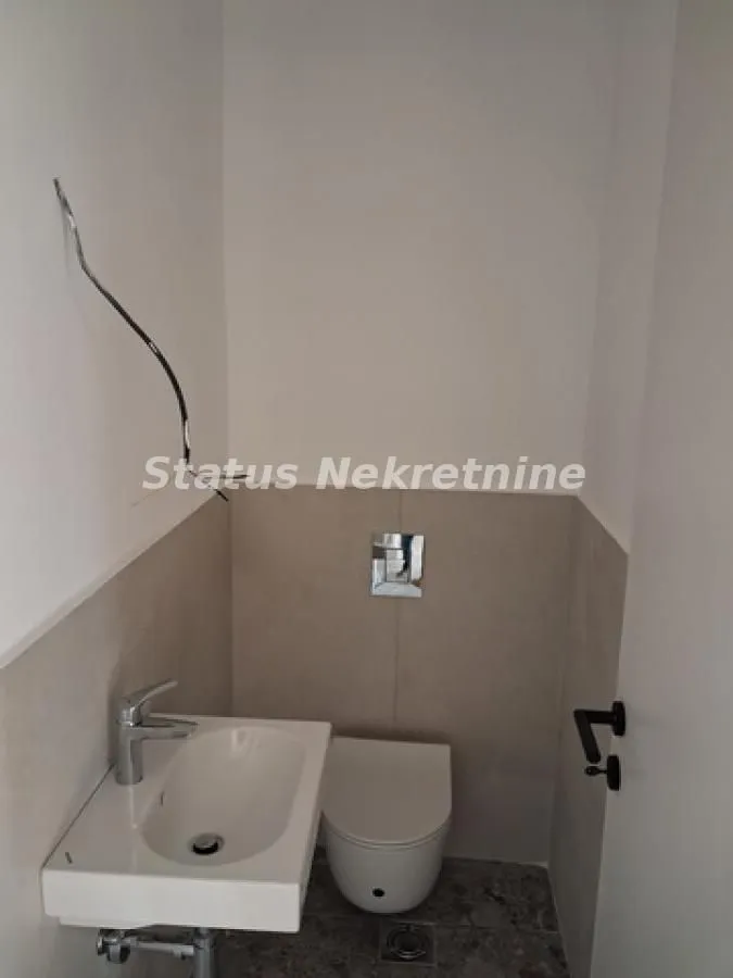 Prodaja, stan, 210m², Telep, Novi Sad Sve Podlokacije