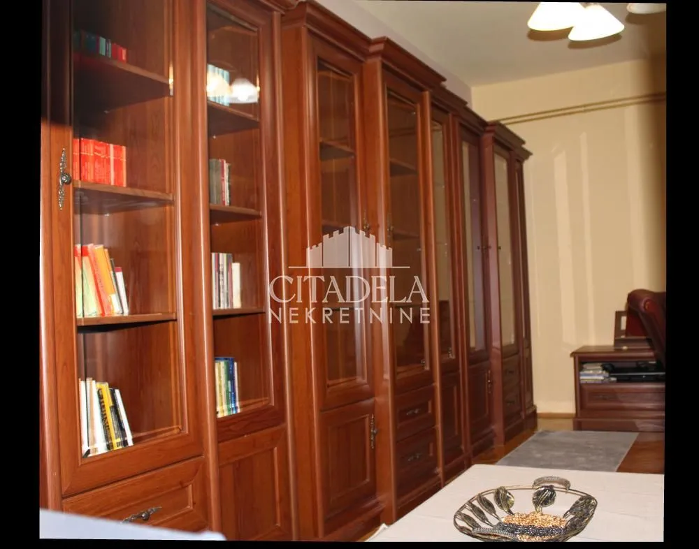Sale, four bedroom apartment, 104m², Gradska Bolnica, Zvezdara Sve Podlokacije