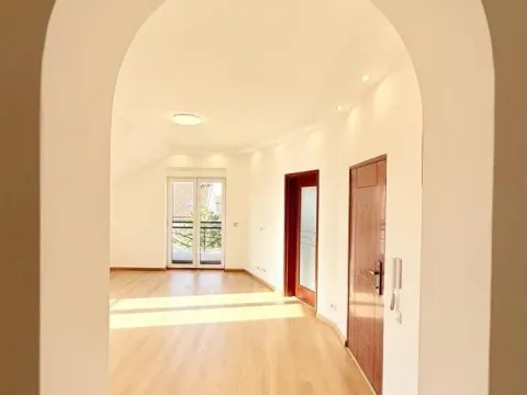 Rent, office space, 64m², Čukarica, Beograd - image 3