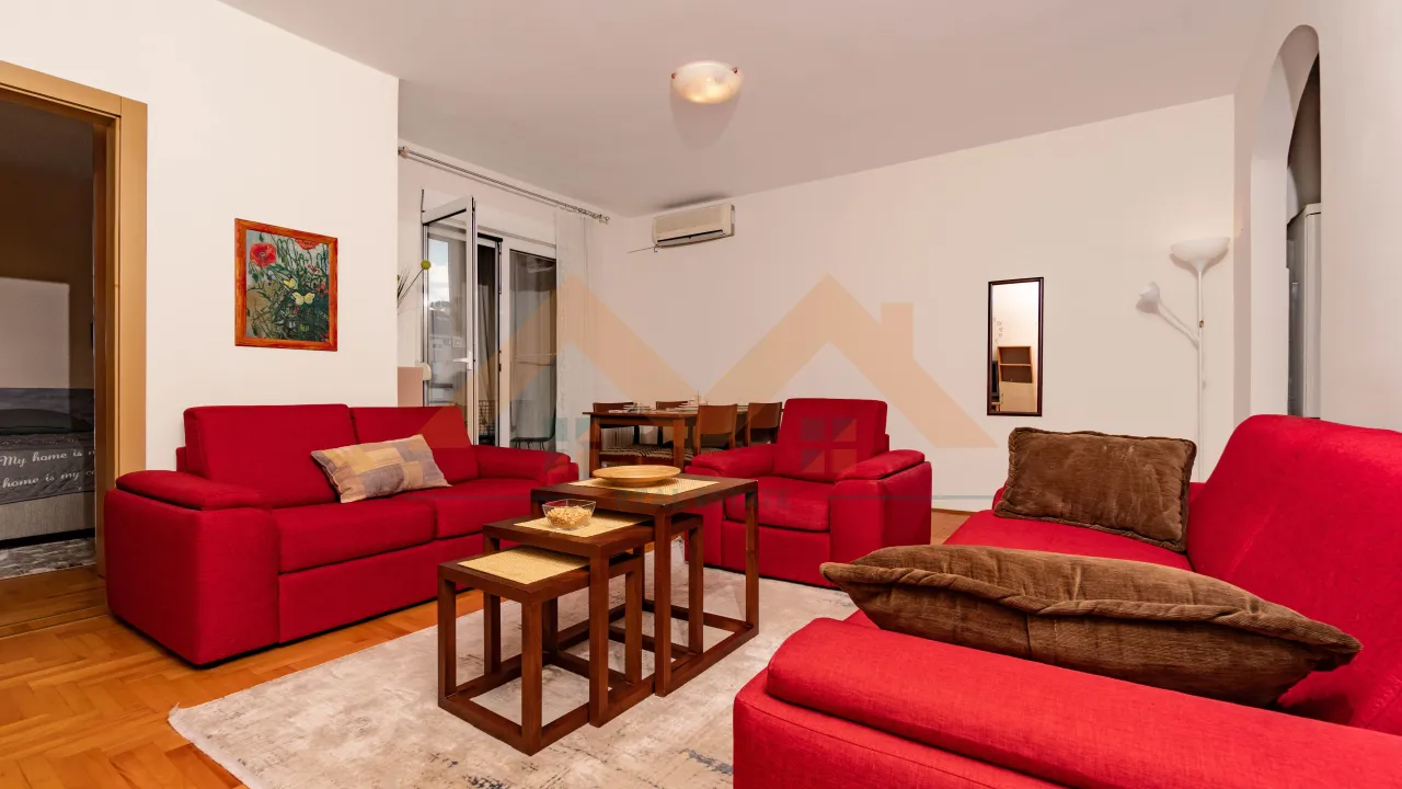 Izdavanje, jednosoban stan, 50m², Stari Aerodrom, Podgorica