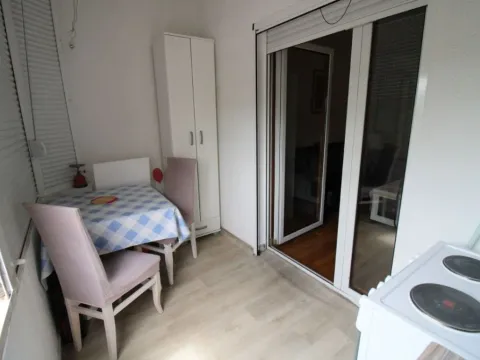 Prodaja, jednosoban stan, 33m², Centar, Podgorica - image 7
