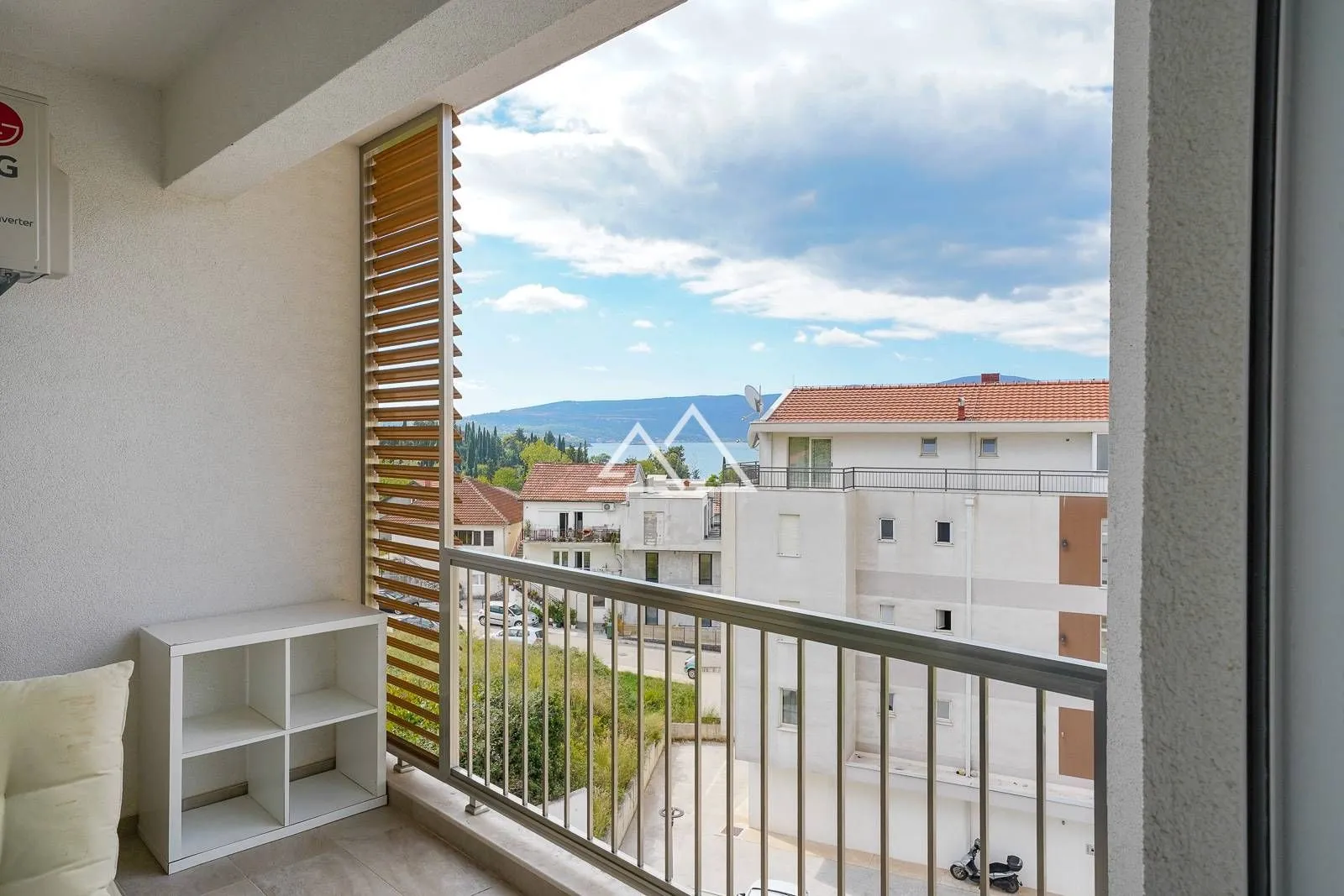 Prodaja, dvosoban stan, 122m², Tivat, Crna Gora