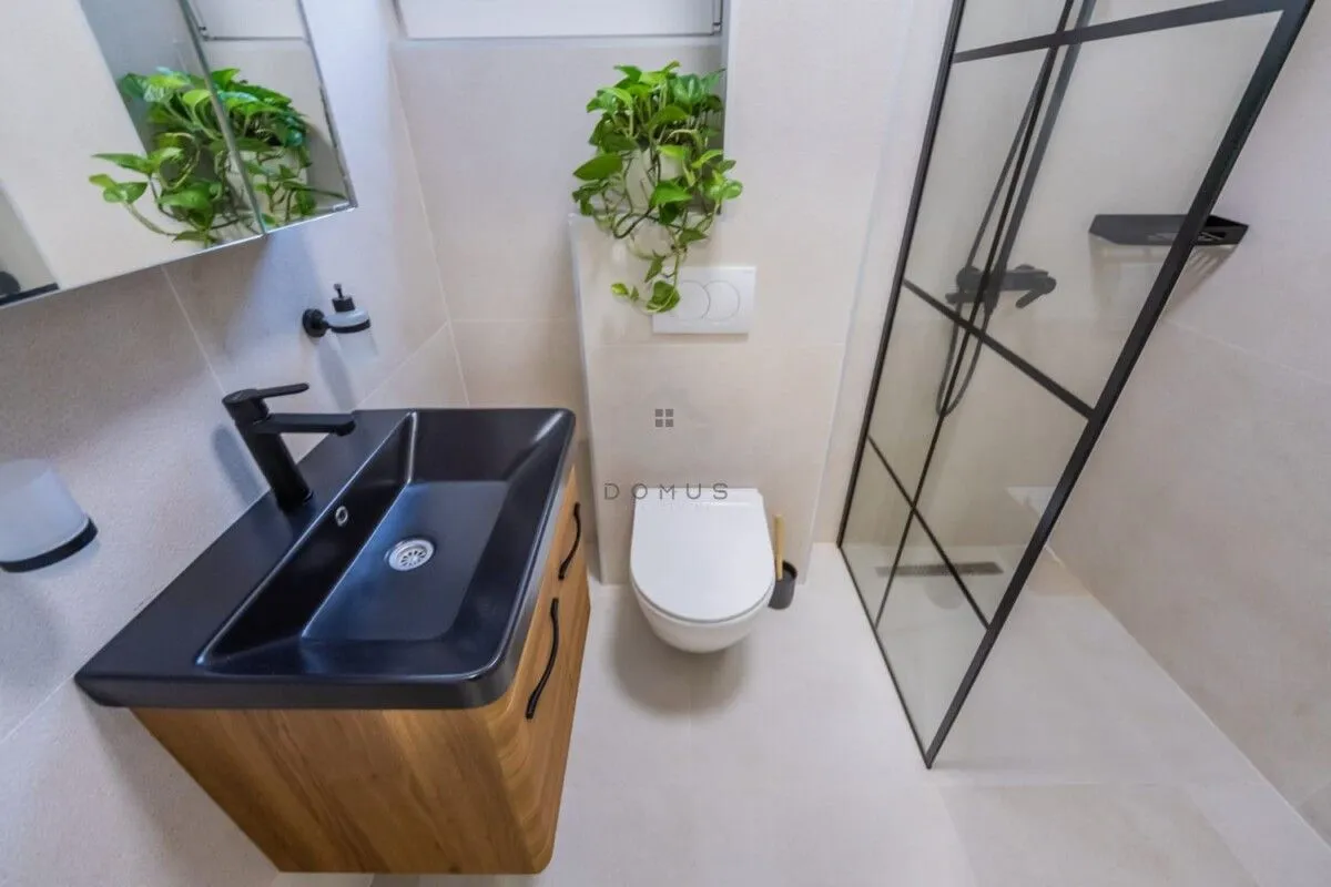 Rent, house, 300m², Budva, Crna Gora