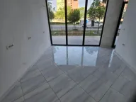 Izdavanje, poslovni prostor, 60m², Tuški Put, Podgorica - image 2