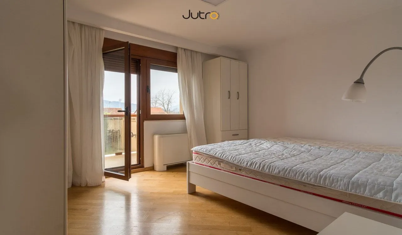 Rent, house, 170m², Dajbabe, Podgorica