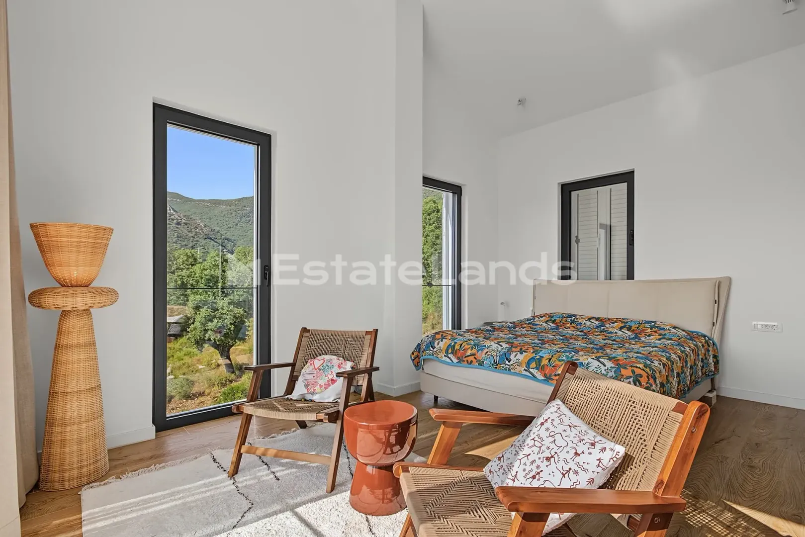 Sale, house, 220m², Krašići, Tivat