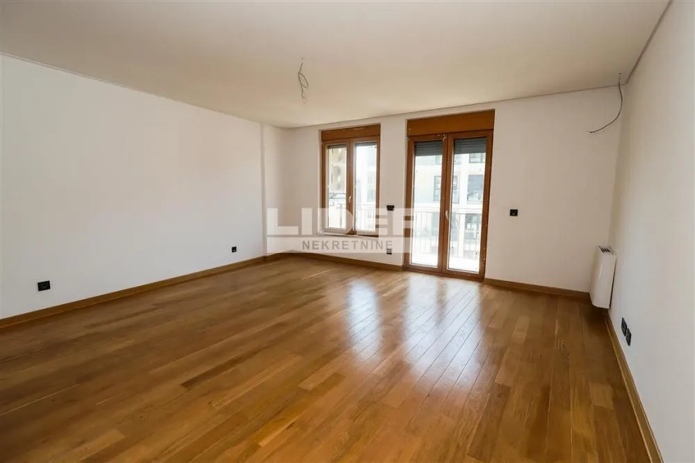 Sale, four bedroom apartment, 261m², Vračar Hram, Vračar Sve Podlokacije