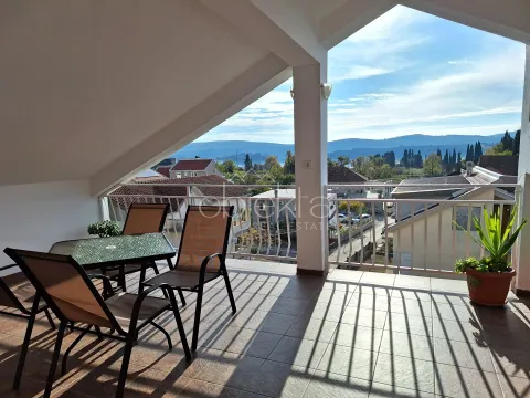 Izdavanje, stan, 80m², Tivat, Crna Gora - image 2