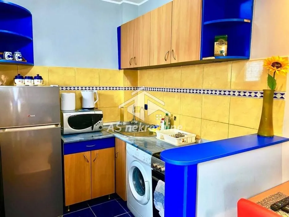Izdavanje, dvosoban stan, 48m², Stari Grad, Beograd