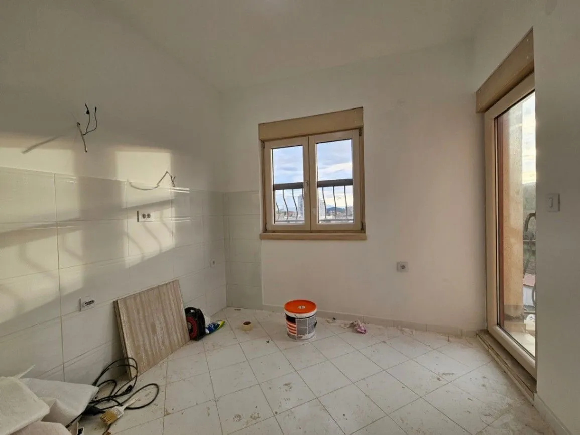 Prodaja, trosoban stan, 112m², Momišići, Podgorica
