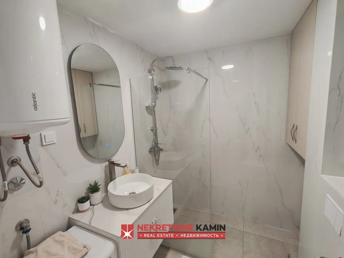 Sale, two bedroom apartment, 74m², Bečići, Budva