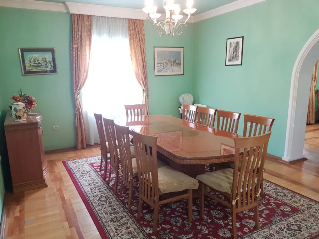 Sale, house, 489m², Zagorič, Podgorica