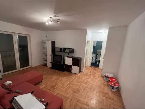 Izdavanje, jednosoban stan, 50m2, Voždovac, Beograd