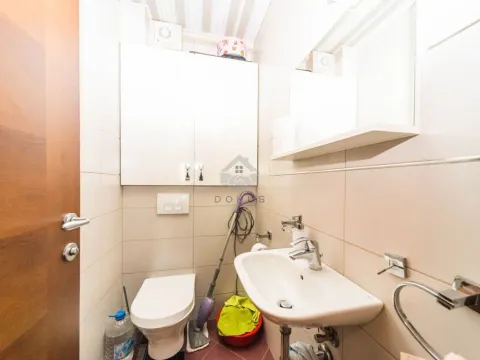Sale, two bedroom apartment, 81m², Krivi Most, Podgorica - image 17