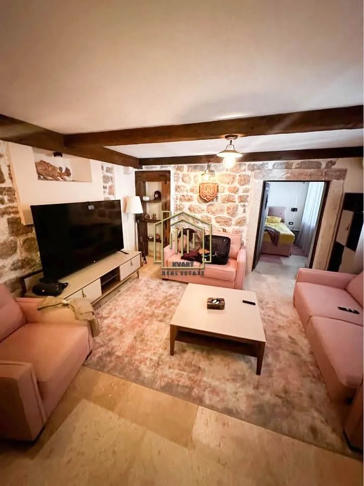 Prodaja, jednosoban stan, 57m², Donja Lastva, Tivat