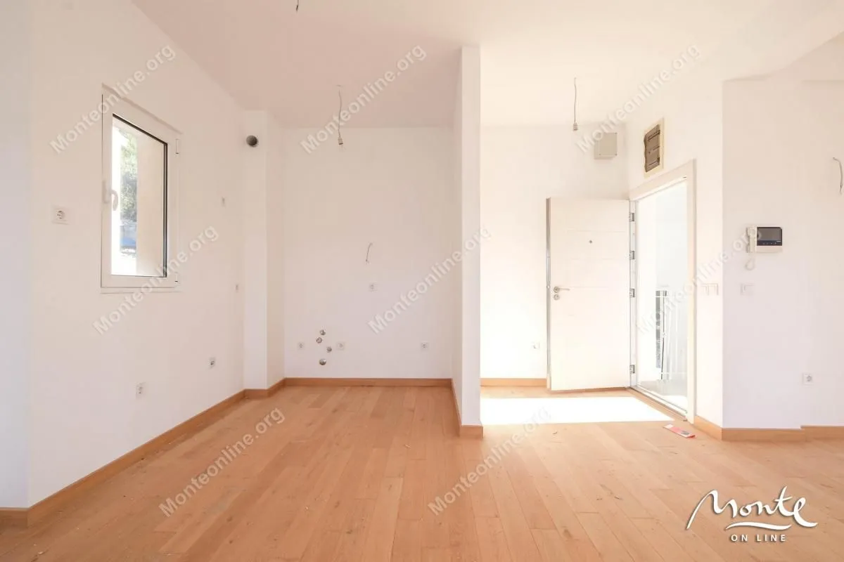 Prodaja, dvosoban stan, 66m², Tivat, Crna Gora