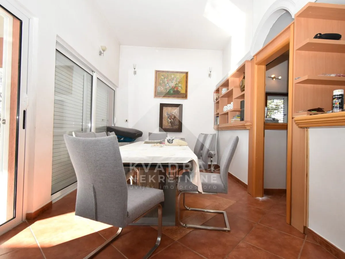 Rent, house, 300m², Donja Gorica, Podgorica