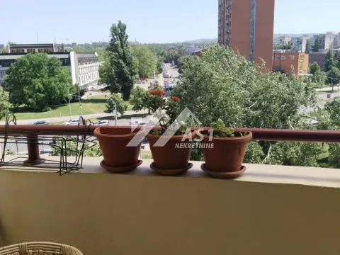 Izdavanje, trosoban stan, 100m², Spens, Novi Sad Sve Podlokacije - image 9