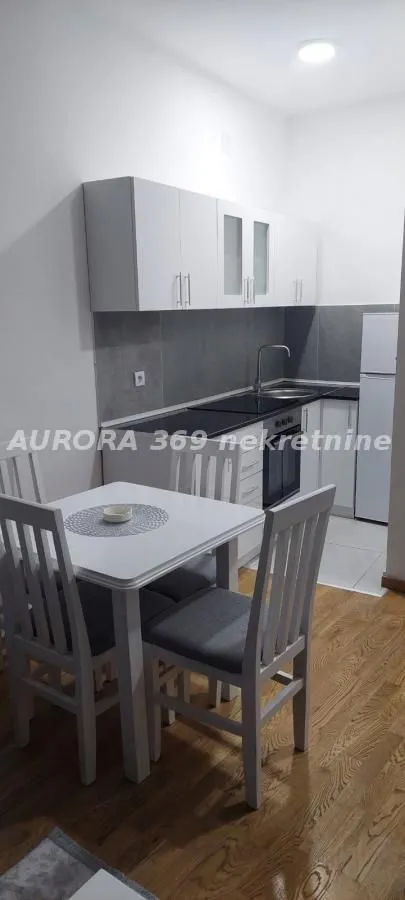 Izdavanje, garsonjera, 30m², Podbara, Novi Sad Sve Podlokacije