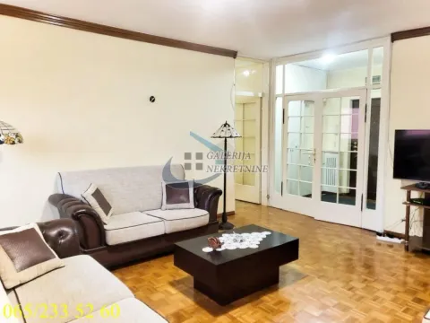 Izdavanje, četvorosoban stan, 117m², Vračar Sve Podlokacije, Beograd - image 3