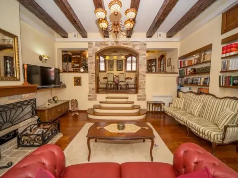 Prodaja, kuća, 169m², Cetinje, Crna Gora