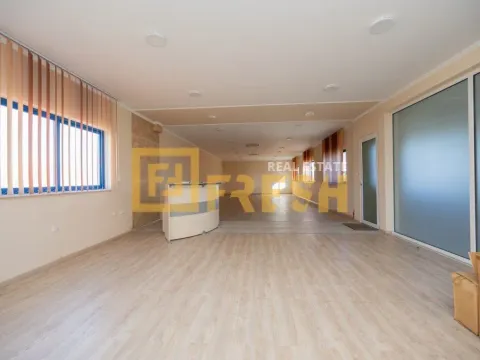Izdavanje, poslovni prostor, 150m², Donja Gorica, Podgorica - image 7