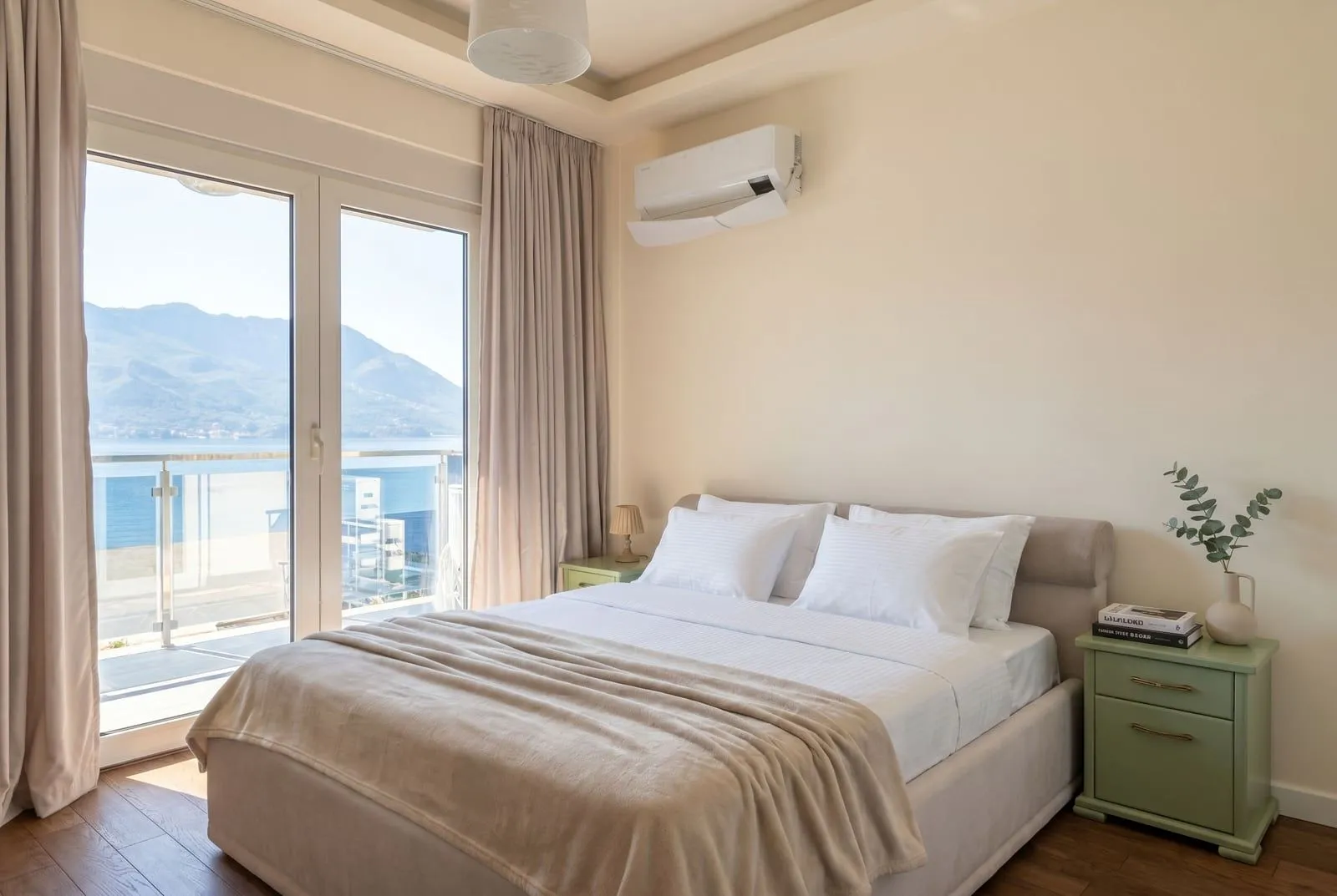 Prodaja, dvosoban stan, 89m², Bečići, Budva