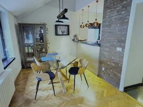 Izdavanje, trosoban stan, 96m², Banovo Brdo, Beograd - image 3