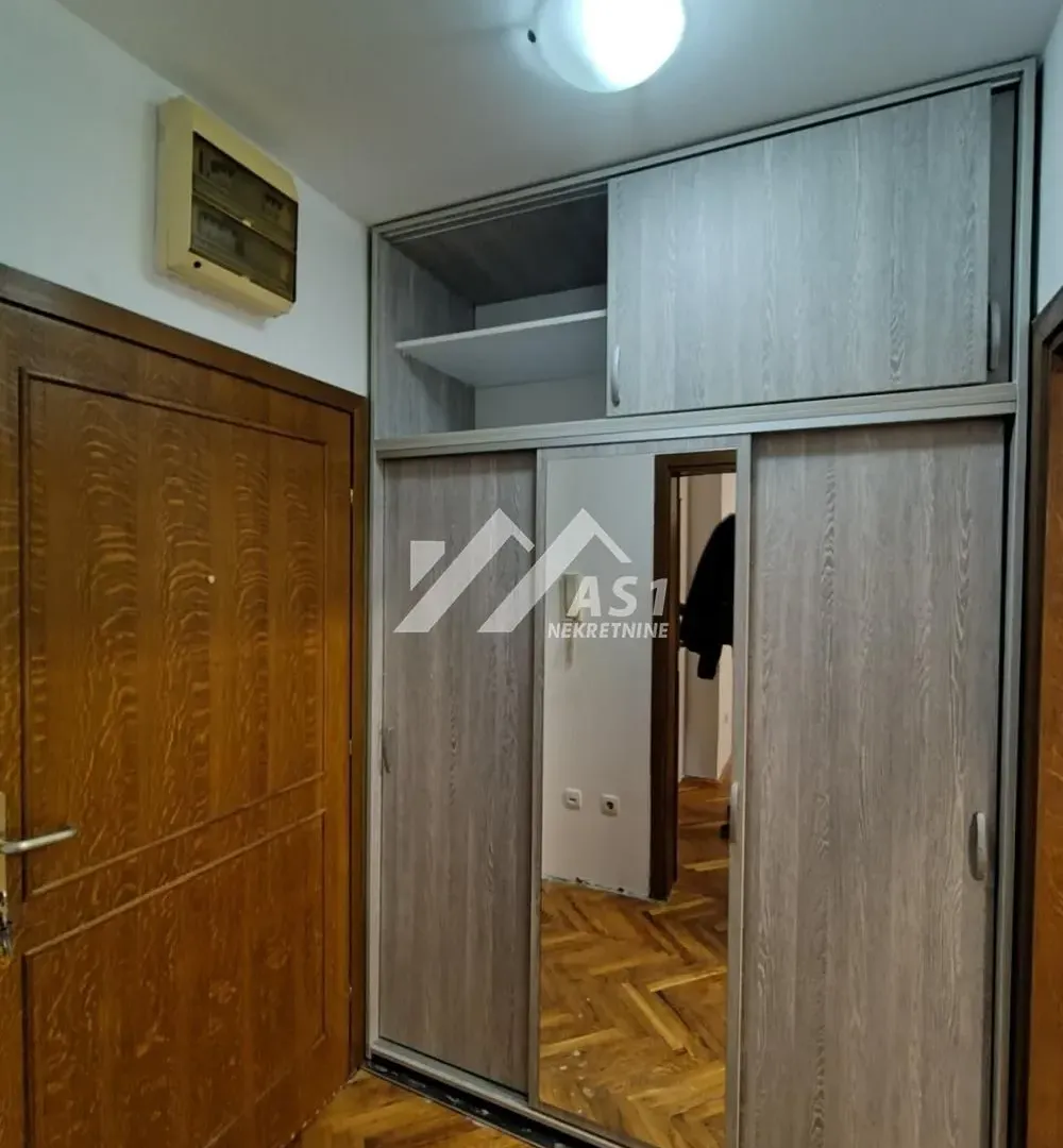 Prodaja, jednosoban stan, 29m², Detelinara, Novi Sad Sve Podlokacije