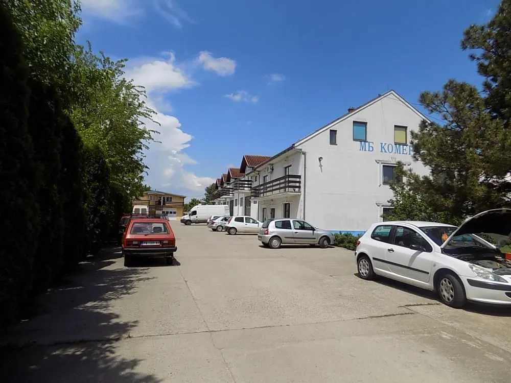 Rent, office space, 2000m², 7. juli, Paraćin