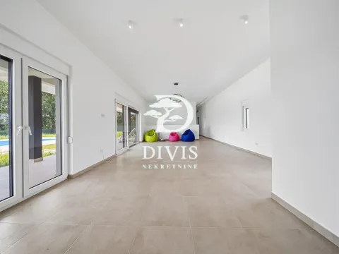 Prodaja, kuća, 203m², Nemenikuće, Sopot - image 7
