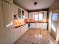 Sale, house, 308m², Tološi, Podgorica - image 10