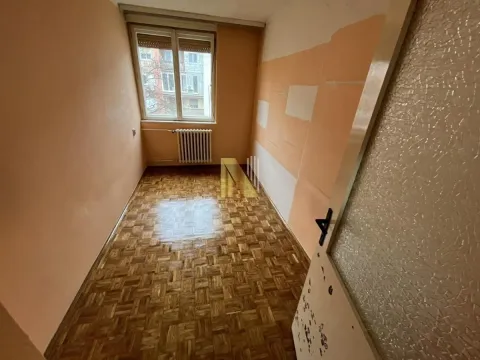 Sale, three bedroom apartment, 62m², Detelinara, Novi Sad Sve Podlokacije - image 8