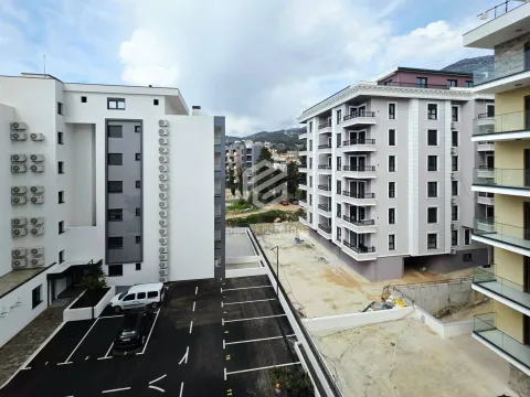 Rent, one bedroom apartment, 42m², Šušanj, Bar - image 12