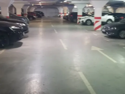 Prodaja, parking/garaža, 14m², City Kvart, Podgorica - image 1