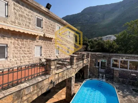 Sale, house, 425m², Rijeka Reževići, Budva - image 2