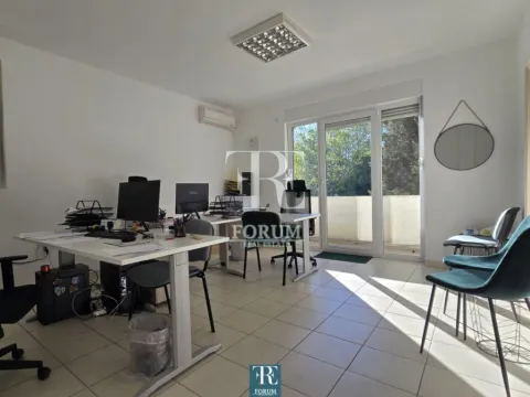 Prodaja, poslovni prostor, 47m², Preko Morače, Podgorica - image 4