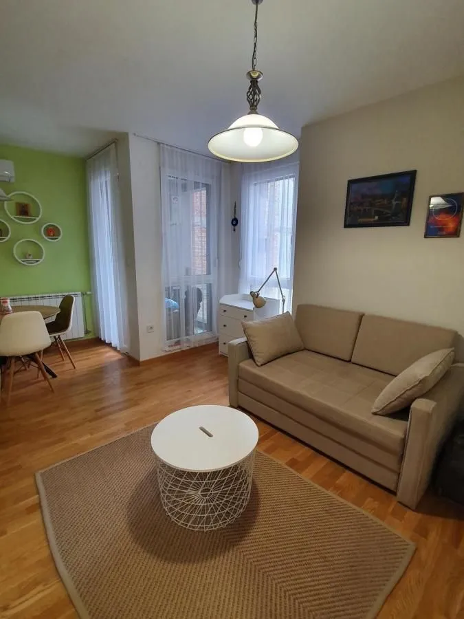 Prodaja, jednosoban stan, 31m², Adamovićevo Naselje, Novi Sad Sve Podlokacije